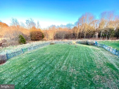 21335 Village Green Cir, Germantown, MD 20876 - photo 7