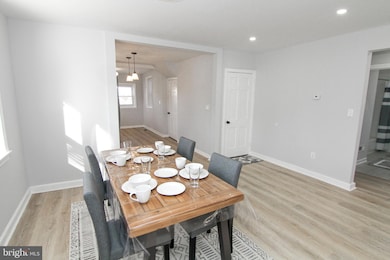 819 Bartram Ave, Darby, PA 19023 - photo 6