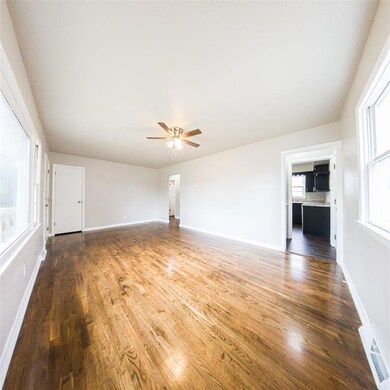 1430 E 27th St, Des Moines, IA 50317 - photo 7