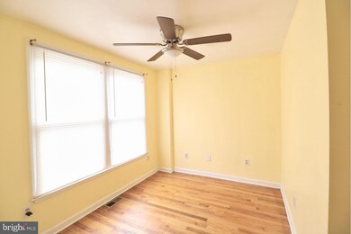 614 Wyanoke Ave, Baltimore, MD 21218 - photo 5