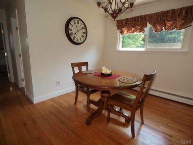 107 Maple St, Macungie, PA 18062 - photo 7