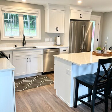 401 Allard Farm Circuit, North Conway, NH 03860 - photo 3