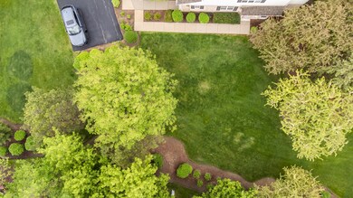 1650 Grove Ave unit A, Schaumburg, IL 60193 - photo 2