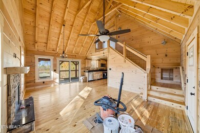 586 Chickasaw Gap Way, Pigeon Forge, TN 37863 - photo 5