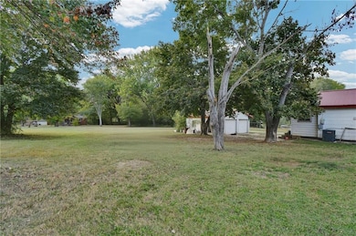 302 S Truman Rd, Archie, MO 64725 - photo 3