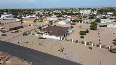 2-11118 W Arron-view of property