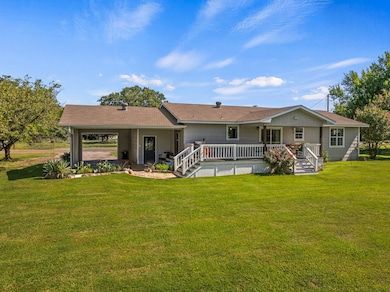 751 County Road 1010, Mount Vernon, TX 75457 - photo 2