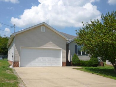 109 Kolby Dr, Shelbyville, TN 37160 - photo 6