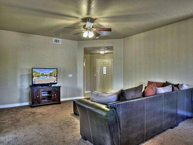 Living Room w/Ceiling Fan