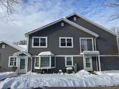 460 N Lake Shore Dr, Palatine, IL 60067 - photo 2