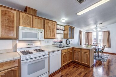 Kitchen  with Dining Area