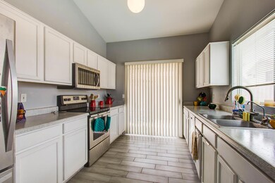 007_Kitchen