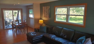 4866 Irish Ln, Fitchburg, WI 53711 - photo 6