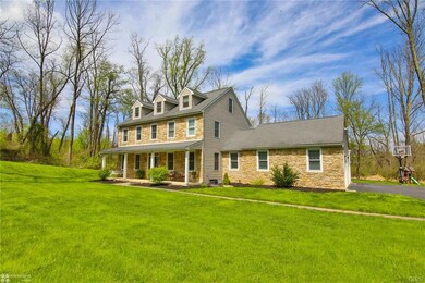 6371 Kings Hwy S, Zionsville, PA 18092 - photo 2