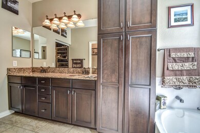 MASTER BATH 2