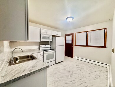 197 Potuccos Ring Rd unit 5, Wolcott, CT 06716 - photo 6