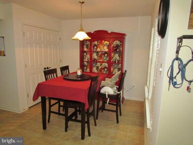 3114 Sundown Dr, Chambersburg, PA 17202 - photo 7