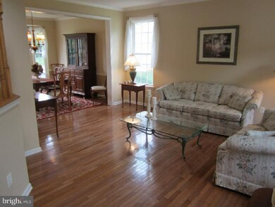 16 Pemberton Ln, East Windsor, NJ 08520 - photo 3