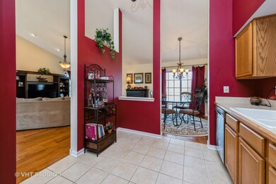 326 Emerald Ln unit 12/1, Algonquin, IL 60102 - photo 7