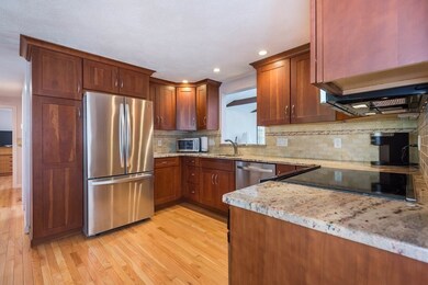 2 Westview Terrace, Woburn, MA 01801 - photo 4