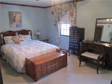 Master Bedroom. Relax in 19x13 Master Bedroom With
