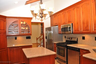 12 Lillian Drive 023