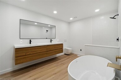 First Floor Master Bath