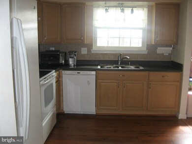 2863 Madeira Ct unit 13-4, Woodbridge, VA 22192 - photo 3