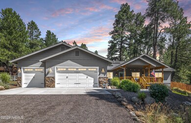 Fabuous Ranch Home with 3 Car Garage