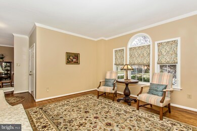 102 Crossing Pointe Ct, Frederick, MD 21702 - photo 6