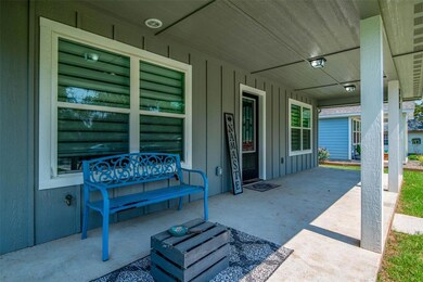 321 W Johnson St, Denison, TX 75020 - photo 2