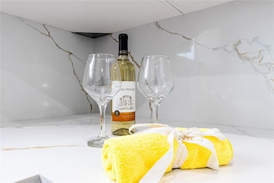 4445 Auckland Ave, Los Angeles, CA 91602 - photo 6