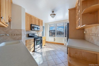 Pelham Bay Towers unit 2K, Bronx, NY 10461 - photo 3