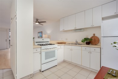 98-080 Uao Place unit B7, Aiea, HI 96701 - photo 5