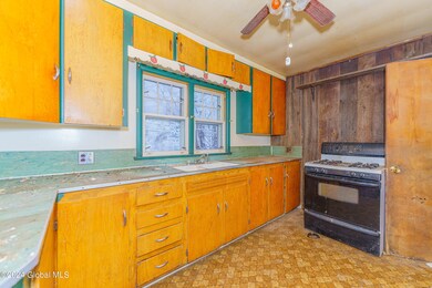 2 Kitchen 2