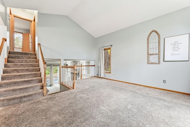 5-web-or-mls-3501-115th-Ln-NW-04.jpg