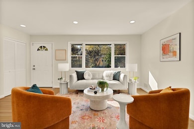 10223 Leslie St, Silver Spring, MD 20902 - photo 7