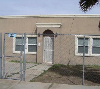 601 Lomaland Dr unit A, El Paso, TX 79907 - photo 4