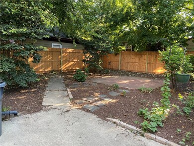 485 Academy Ave unit 2, Providence, RI 02908 - photo 3