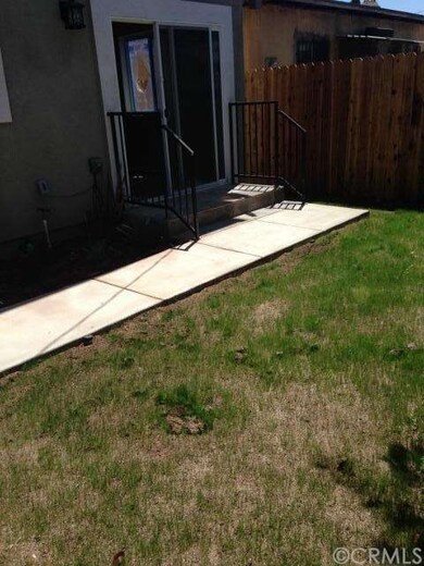 2141 E Shauer St, Compton, CA 90222 - photo 2