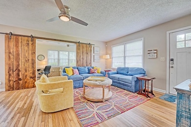 20 25th Ave IOP_-315_6_7_8_9_easyHDR