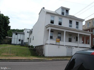 1036 Walnut St, Ashland, PA 17921 - photo 3