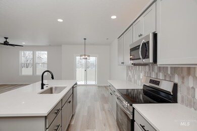 18341 N Monkshood Ave, Nampa, ID 83687 - photo 4