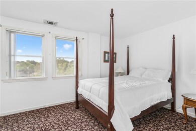 53 Conanicus Ave unit 4A, Jamestown, RI 02835 - photo 6