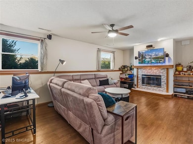 2909 Shadow Creek Ln, Des Moines, IA 50320 - photo 4