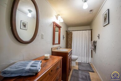 7534 SW Auburn Rd, Auburn, KS 66402 - photo 4
