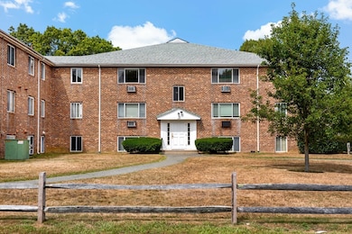 297 W Main St unit 12, Hyannis, MA 02601 - photo 2