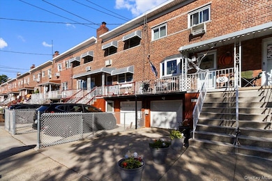 1012 Vincent Ave, Bronx, NY 10465 - photo 2