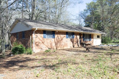 169 Hillcrest Dr, Pittsboro, NC 27312 - photo 2