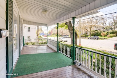244 Kingsboro-54